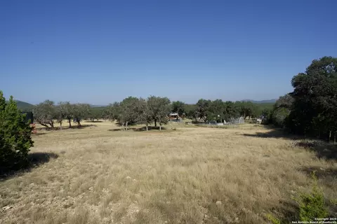 2215 County Road 389, Camp Wood, TX 78833