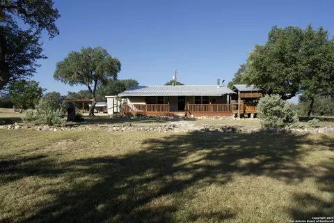 2215 County Road 389, Camp Wood, TX 78833