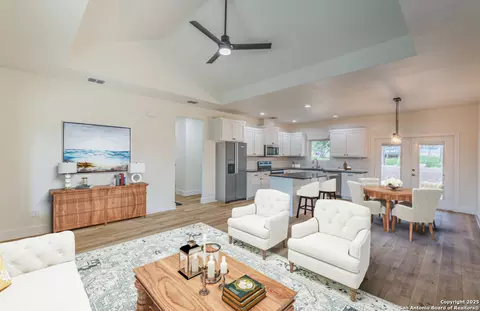 635 Cactus Flower, Canyon Lake, TX 78133