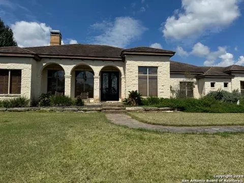 309 Horseshoe, Boerne, TX 78006