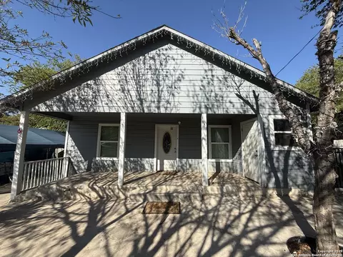 359 N San Horacio, San Antonio, TX 78237
