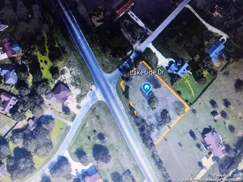0000 Lakeside Dr, Mcqueeney, TX 78123