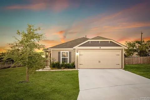 12135 Luckey Villa, San Antonio, TX 78252