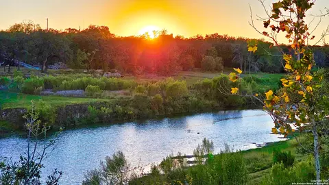 1647 Rio Ranchero, Pipe Creek, TX 78063