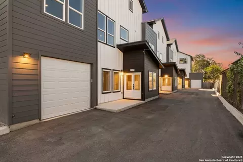 106 Bank St #101, San Antonio, TX 78204