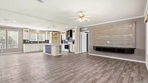3309 Forest Trail Dr, Bandera, TX 78003