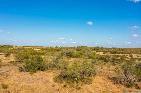 Cr 652 Cr 652, Devine, TX 78016 photo 11