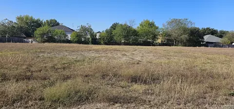 811 Toepperwein, Converse, TX 78109