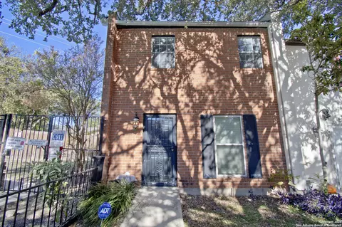 6427 Wurzbach #4, San Antonio, TX 78240