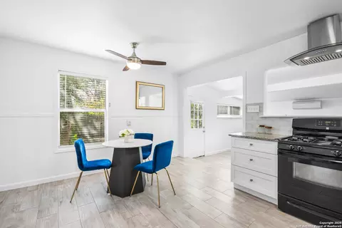 230 Dresden, San Antonio, TX 78213