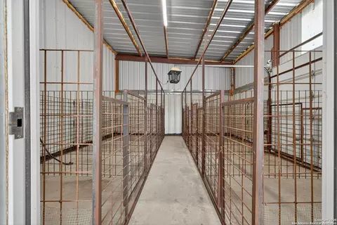 Entry Way - 2220 Fm 1343, Devine, TX 78016 photo 1 of 1