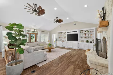 Living - 2220 Fm 1343, Devine, TX 78016 photo 2 of 2