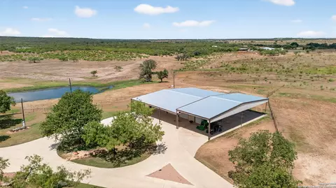 Other - 2220 Fm 1343, Devine, TX 78016 photo 16 of 18