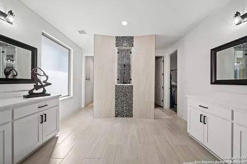 Entry Way - 267 Eagle Rock, Spring Branch, TX 78070 photo 2 of 4