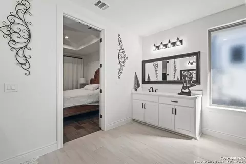 Entry Way - 267 Eagle Rock, Spring Branch, TX 78070 photo 4 of 4