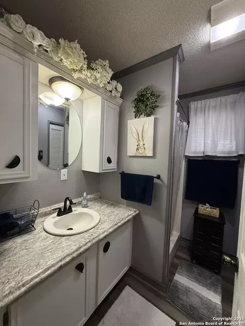 508 E Thornton, Three Rivers, TX 78071 photo 10