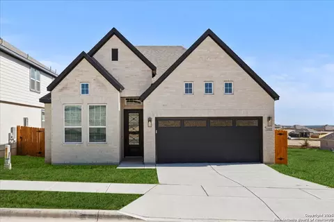 1322 Red Fox, New Braunfels, TX 78132