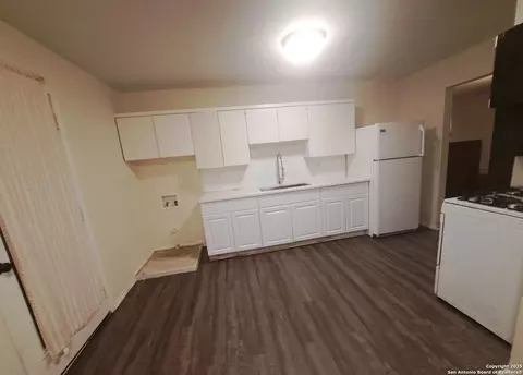 5502 Wales, San Antonio, TX 78223