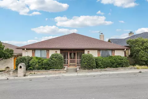 5817 Winding Rdg, Windcrest, TX 78239
