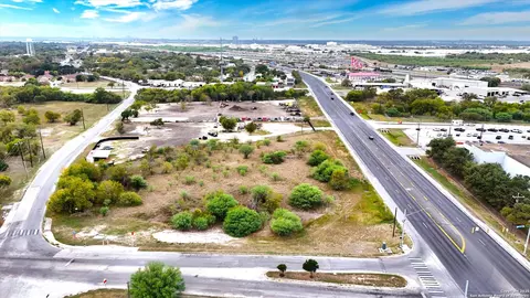 5760 Fm 78, Kirby, TX 78219