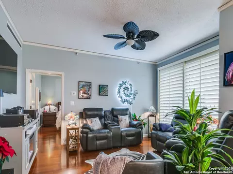 1 Towers Park Ln #316, San Antonio, TX 78209