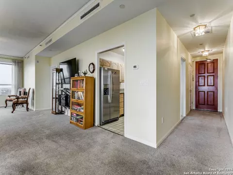 1 Towers Park Ln #1511, San Antonio, TX 78209