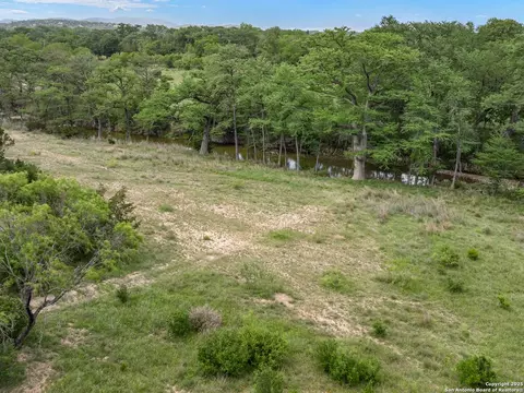 497 Cypress Fls, Utopia, TX 78884 photo 12