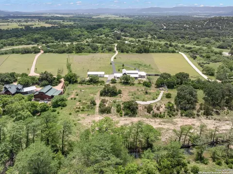 497 Cypress Fls, Utopia, TX 78884 photo 15