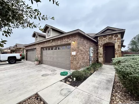 713717 Creekside Cir, New Braunfels, TX 78130