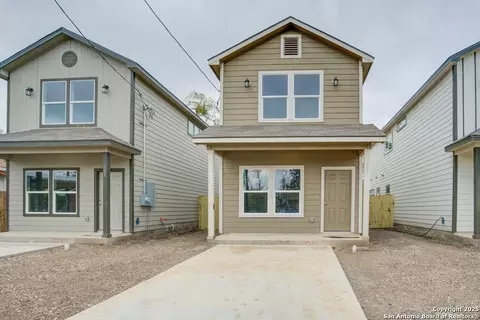 121 Lawton St, San Antonio, TX 78237