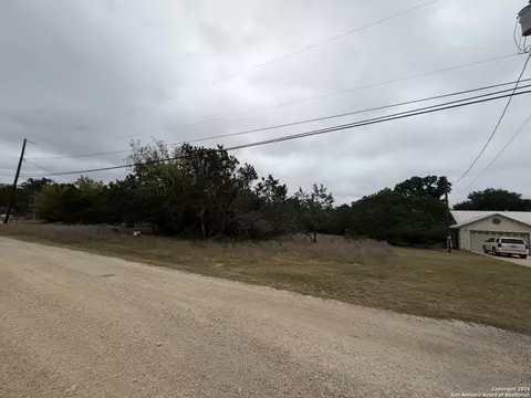 lot12 Deerwood, Bandera, TX 78003
