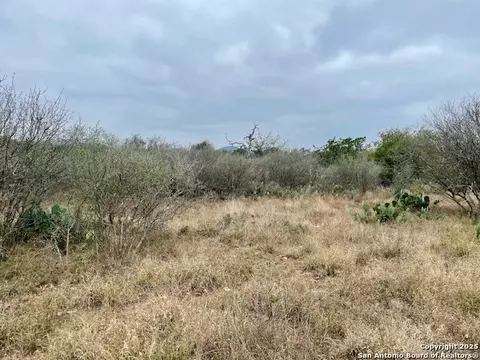 lot22 Brown Saddle, Bandera, TX 78003