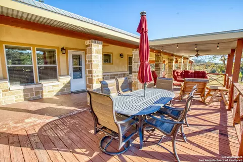 Exterior - 255 Thunder Crk, Utopia, TX 78884 photo 3 of 12