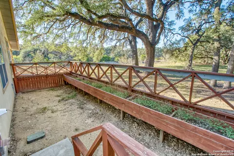 Exterior - 255 Thunder Crk, Utopia, TX 78884 photo 9 of 12