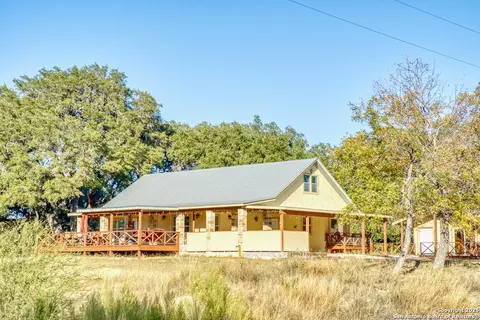 Exterior - 255 Thunder Crk, Utopia, TX 78884 photo 12 of 12