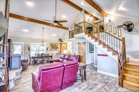 Entry Way - 255 Thunder Crk, Utopia, TX 78884 photo 1 of 2