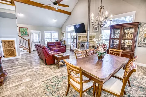 Dining - 255 Thunder Crk, Utopia, TX 78884 photo 1 of 1