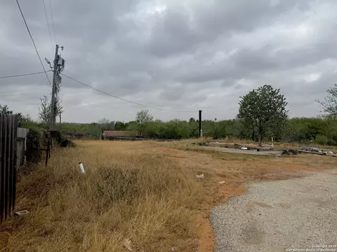 103 Oleander, Cotulla, TX 78014
