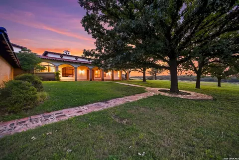 2650 Bandera Hwy E, Kerrville, TX 78028