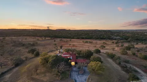 2650 Bandera Hwy E, Kerrville, TX 78028