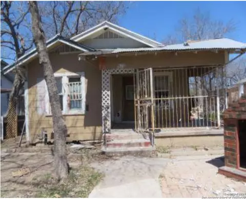 157 Halliday, San Antonio, TX 78210
