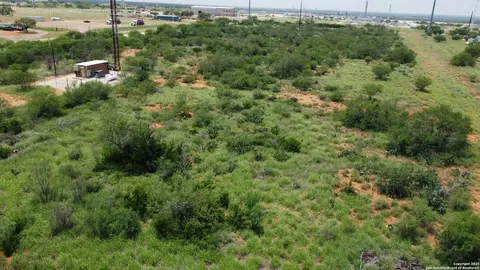 2438 Interstate 35, Cotulla, TX 78014 photo 5
