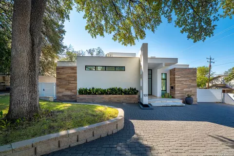 100 Canterbury Hl, Terrell Hills, TX 78209