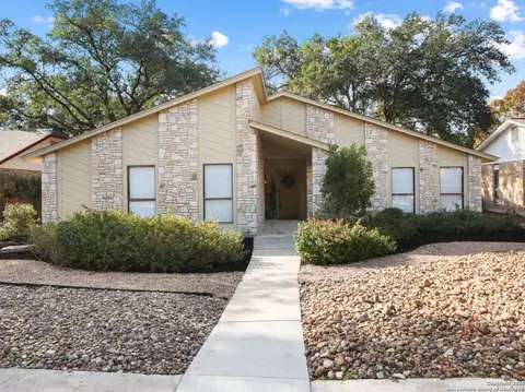 13731 Castle Grove Dr, San Antonio, TX 78231