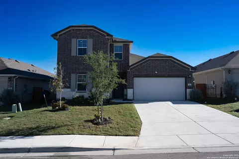560 Chaco Loop, Seguin, TX 78155