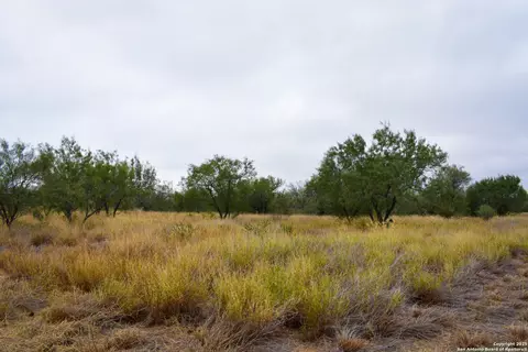 000 Jefferies Rd, Laredo, TX 78045 photo 7