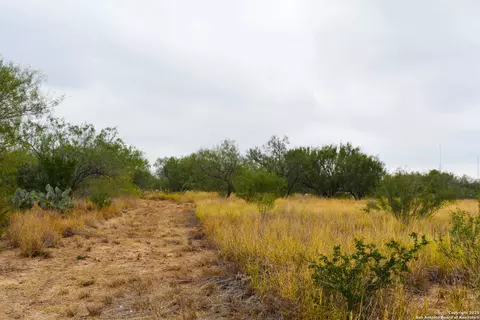 000 Jefferies Rd, Laredo, TX 78045 photo 12