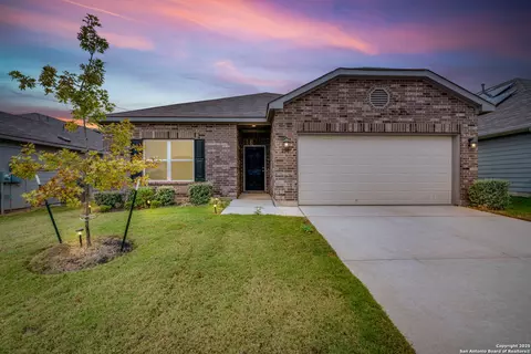 250 Landing Ln, New Braunfels, TX 78130
