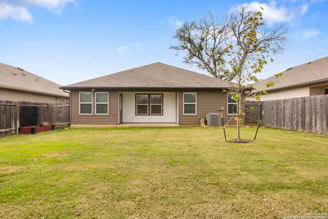 Exterior - 837 Margay Loop, Seguin, TX 78155 photo 2 of 3