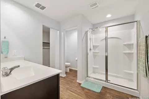 Bath - 837 Margay Loop, Seguin, TX 78155 photo 1 of 2